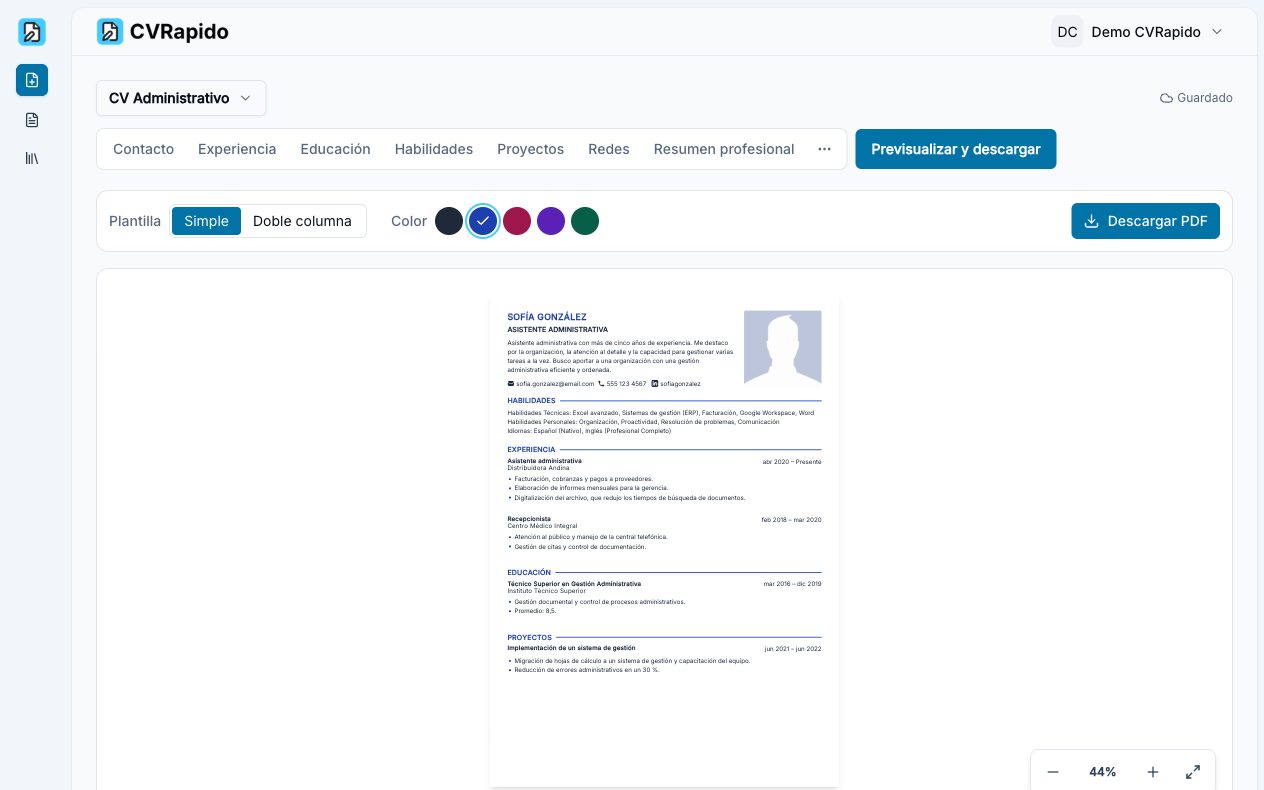 Vista previa del CV con selector de plantilla, color y botón de descarga